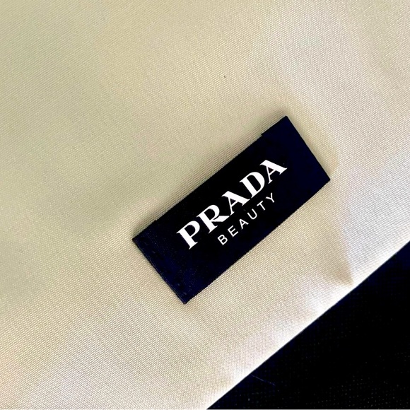 Prada Reversible Beauty Tote Bag - Picture 4 of 6